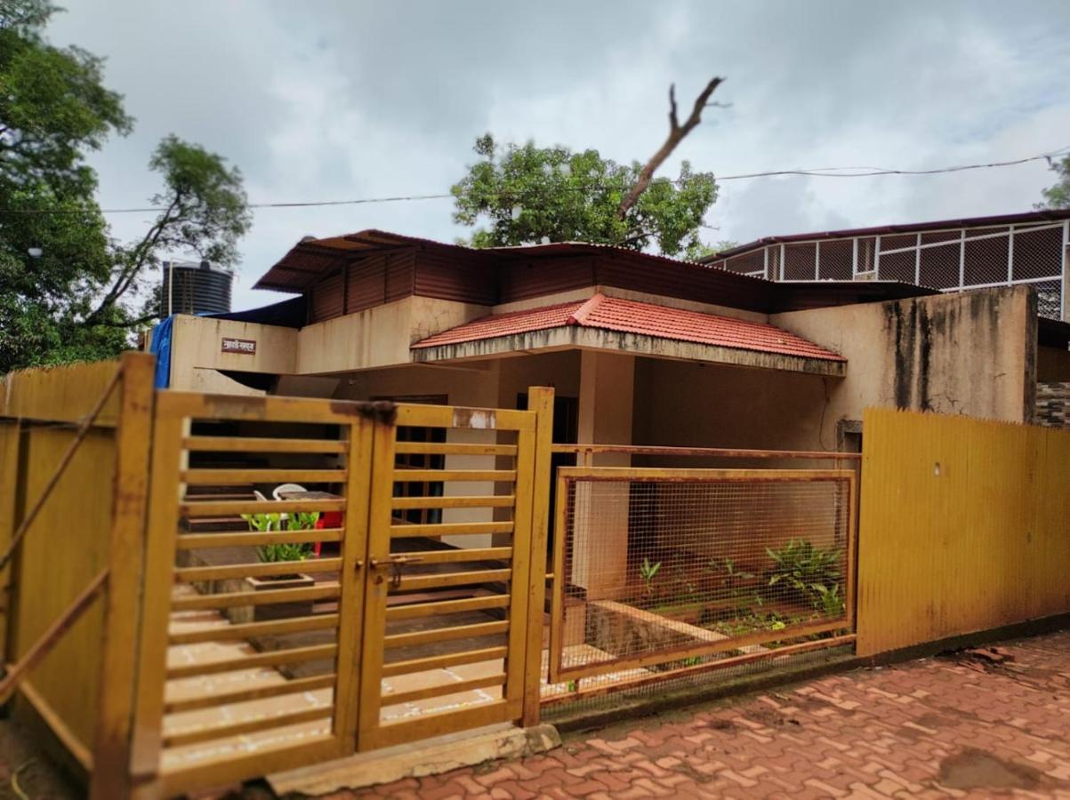 Nivritti Villa Matheran Exterior foto
