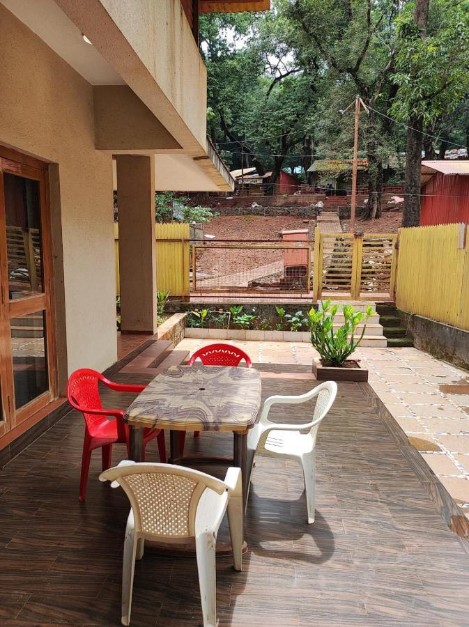 Nivritti Villa Matheran Exterior foto