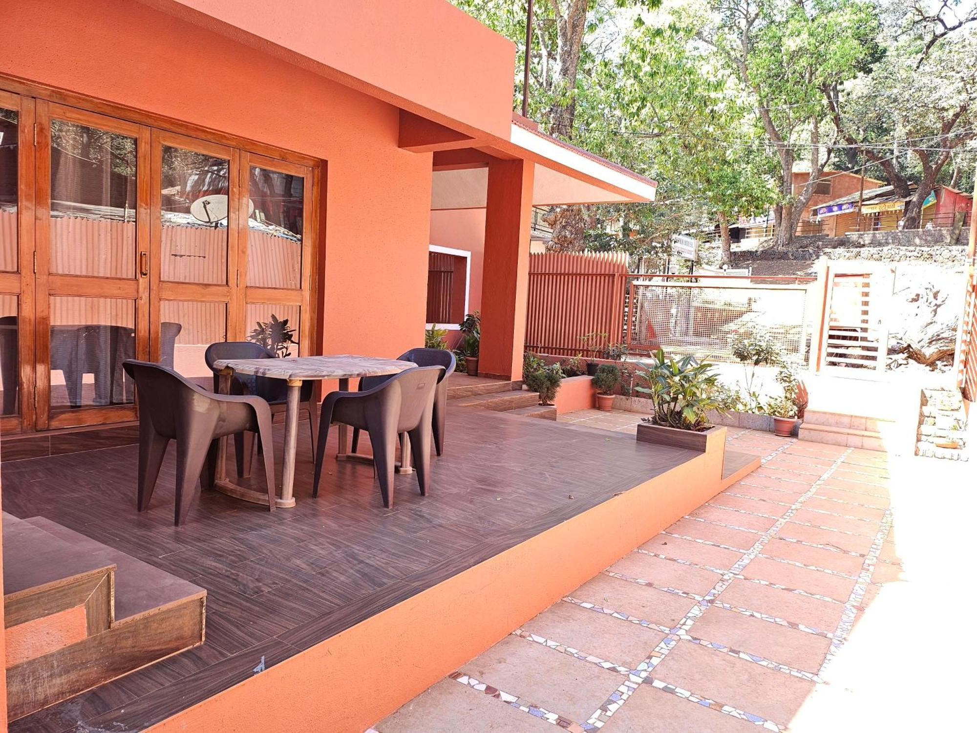 Nivritti Villa Matheran Exterior foto